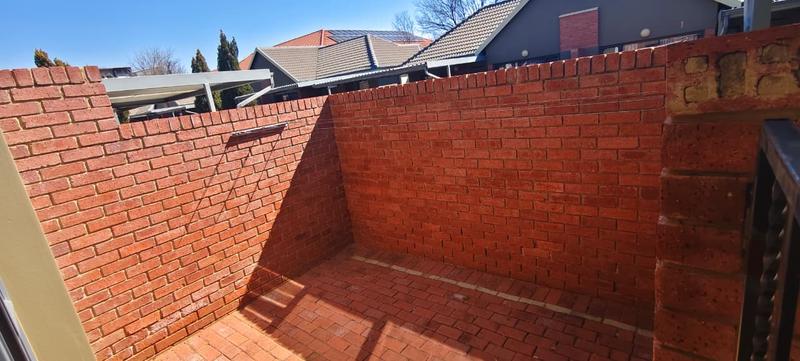 To Let 2 Bedroom Property for Rent in Die Bult North West